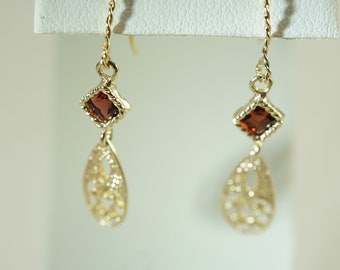 14K Yellow Gold Red Stone Dangle Earrings