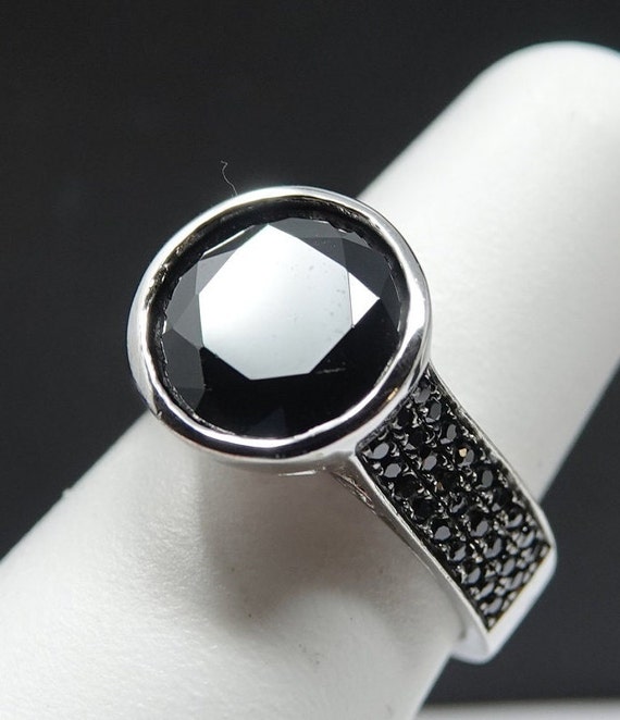 Size 6 Sterling and Black Spinel Ring