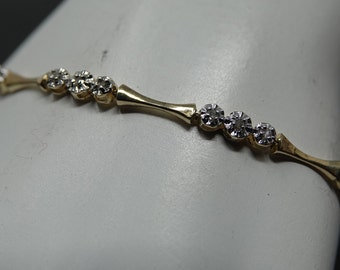 6 7/8"  10K Yellow Gold and Diamonds Bracelet