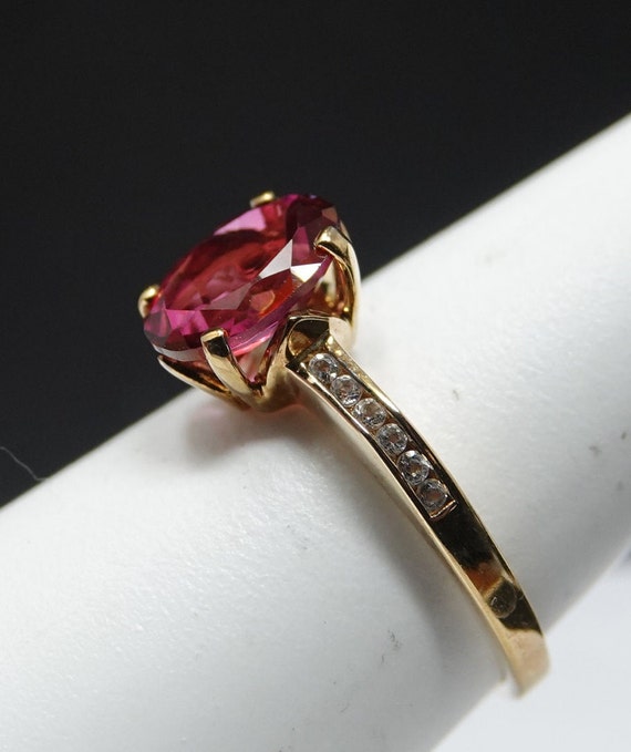 Size 7  9KT Yellow Gold with Topaz Ring - image 3