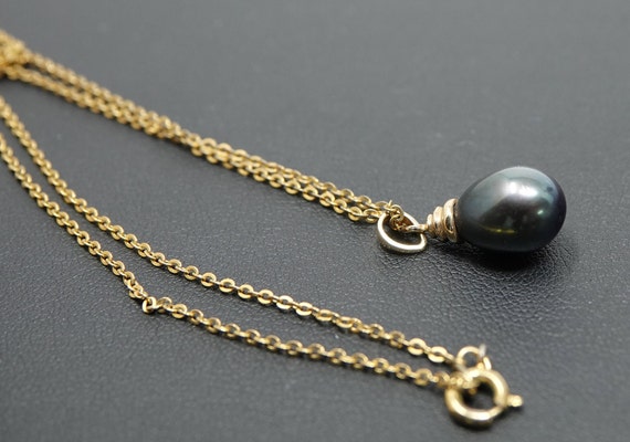 18" Necklace with  Black Pearl in 14K Gold Settin… - image 4