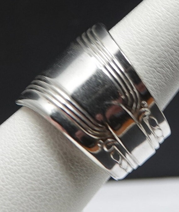 Size 7  Sterling Fork Ring - image 2