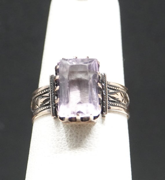 Size 4.5 14K Yellow Gold Victorian Era Amethyst R… - image 1