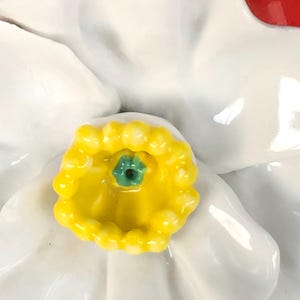 Anthropologie 3D White Poppy Stoneware Vase Retired image 7