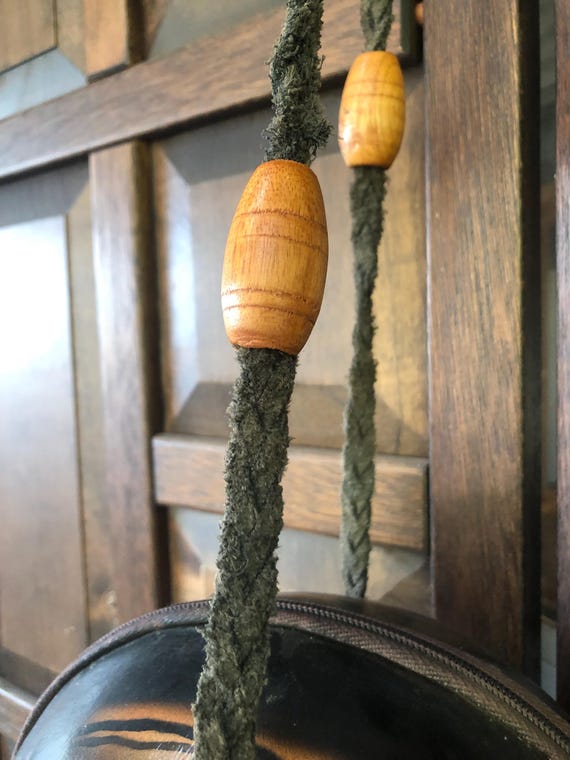 Coconut Shell Crossbody Bag Strap Purse VTG 1960s… - image 4