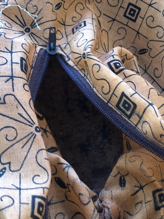 Coconut Shell Crossbody Bag Strap Purse VTG 1960s… - image 6