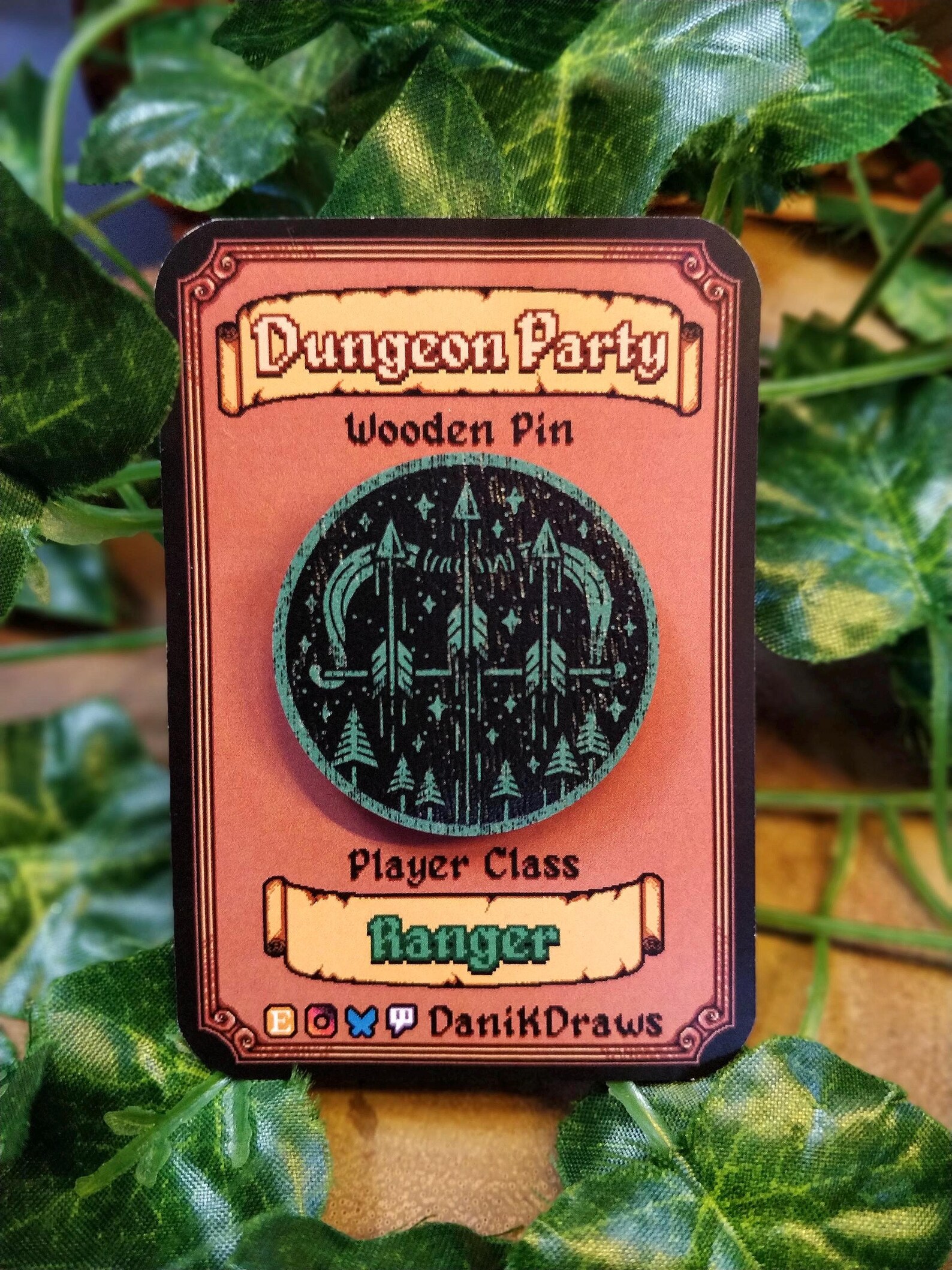Web Ranger Pin Ranger Wood Pin - DND Player Class Badge - Etsy