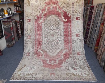 LARGE RUGS !