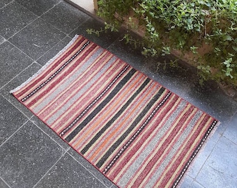 TINY RUGS !