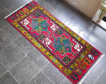 Vintage Turkish Entryway Rug: 2x5 ft Hand-Knotted Wool Mat