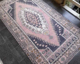 Vintage Oushak Rug: 4.5x8.1 ft Turkish Woven Rug, Faded Diamond Design