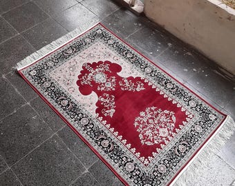 Burgundy Silk Prayer Rug: Turkish Sejjadeh, Bamboo Accents (2'6"x4'1")
