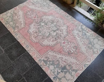 Vintage Oushak Rug: 4.1x6.8 ft, Handmade Turkish Wool Rug