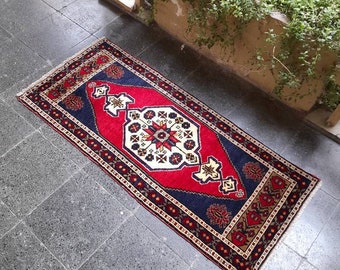 2x4 Vintage Oushak Rug: Handknotted Wool Turkish Rug