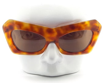 本物の 1980 年代 MAGA デザイン 3034 A AEB ヴィンテージ サングラス