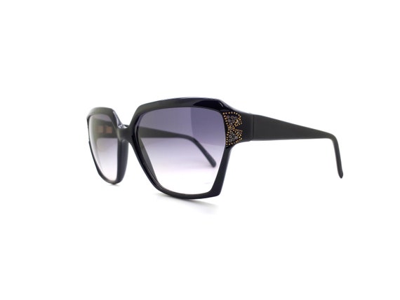 Vintage Sunglasses -   Nina Ricci -  NR 61 A16