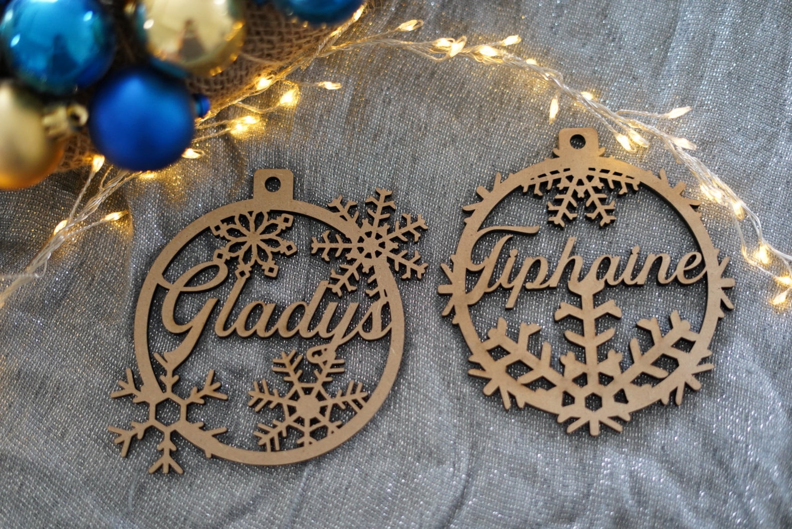 Boule de Noël personnalisé laser cut sur bois cadeau  Etsy
