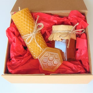 Honey and Candle gift set, Natural gift set of Honey Beeswax candle, Honeycomb gift box, Eco friendly Christmas gift box, Zero waste gift