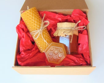 Honey and Candle gift set, Natural gift set of Honey Beeswax candle, Honeycomb gift box, Eco friendly Christmas gift box, Zero waste gift