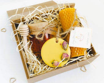 Honungspresentset, presentset med bivaxljus, presentset med honung och tvål, tackpresentset med honungskaka, miljövänlig presentask, presentask för biälskare