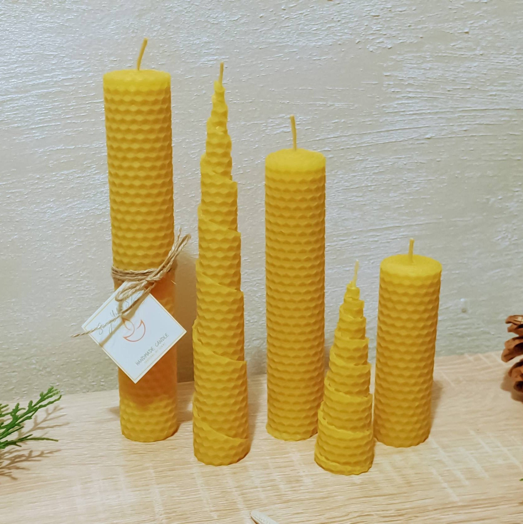 DIY Beeswax Candle Making Kit Includes 12 Beeswax Honeycomb Sheets - China  Soy Wax Flakes and DIY Glass Candle price