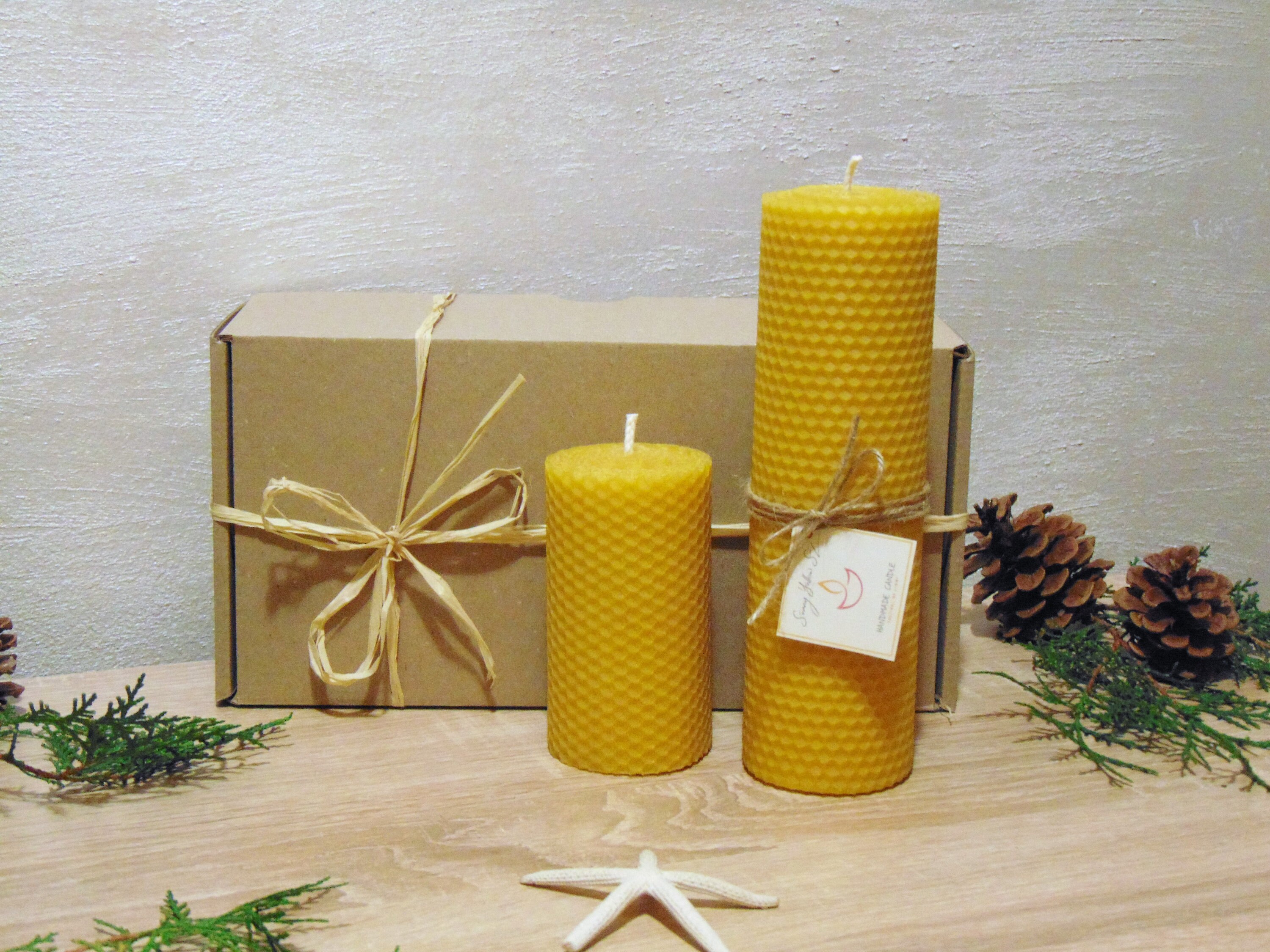 Set von 2 Bienenwachskerzen, Umweltfreundliche Kerzen Geschenkset, Susteinable Bienenkerzen perfektes Geschenk für New Home, Geburtstag HonigbienenKerzen Geschenk