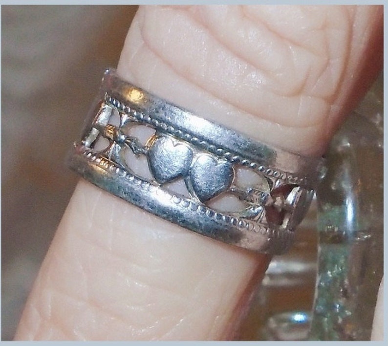 Heart and Arrow Design Antique Hearts Wedding Band Sterling Silver Cupid Arrow Design Ring. 1920s Art Nouveau Cut Out Band Ring