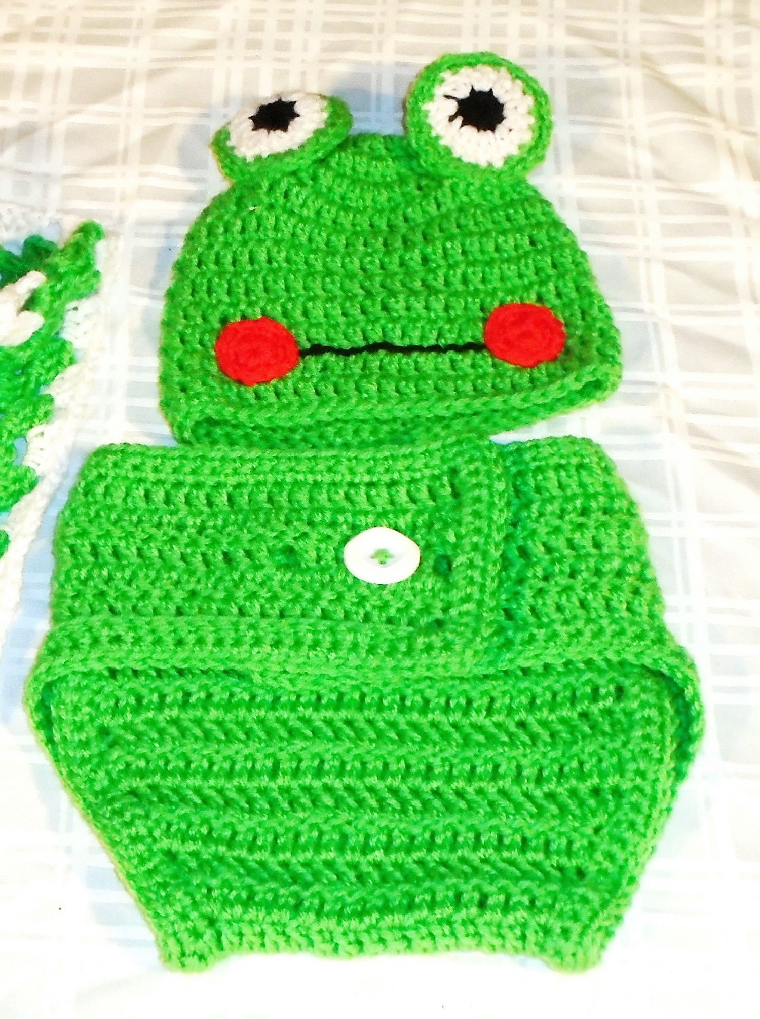 crochet frog hat