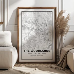 Cartaz de impressão artística do mapa de Woodlands Texas - lembrança de viagem do Texas, decoração de parede impressa de The Woodlands TX