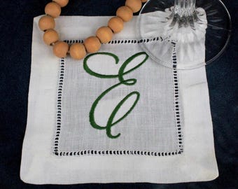 Ensemble de serviettes de table à cocktail en lin personnalisées brodées sur mesure Monogramme de mariage Serviettes de table à cocktail en lin ajourées