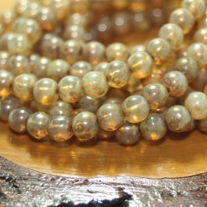 Czech Glass Druks, 6mm Round Beads, 30 Beads