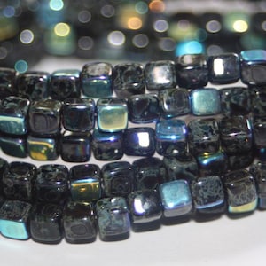 Czech Glass Beads, 4mm Cube Shape, 40 Beads per Strand