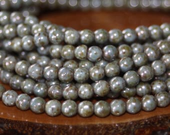 Czech Glass Beads, 4mm Round Druks, 50 Beads