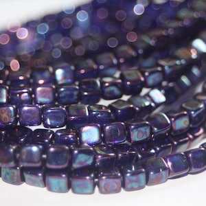 Czech Glass Beads, 4mm Cube Shape, 40 Beads per Strand