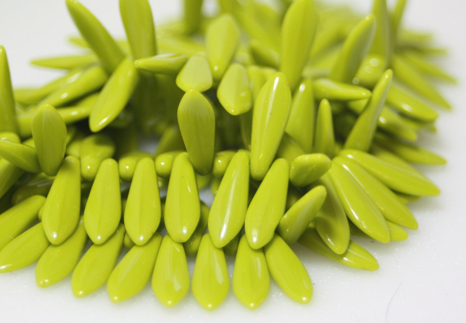 Czech Glass Dagger Beads 15x5mm 50 Beads Etsy