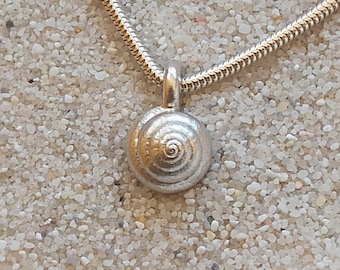 Shell jewelry - snail pendant silver