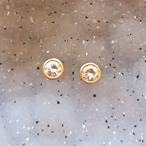 real earrings - stud earrings brilliant 0.6ct - 750 gold