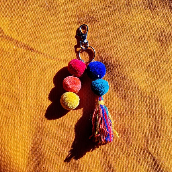 Mini porte-clés coloré à pompons en laine | de sac | Multicolore | Arc-en-ciel lumineux