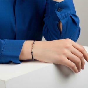 Bracelet 7 perles en OR 14 Carats Chakras Couleur du cordon au choix Bijou précieux chance protection Zen Yoga