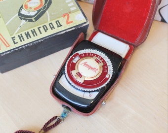1966_PHOTO LIGHT_METER Vintage/ Exposure Meter Leningrad 2 in Leather Box/ Russian Vintage Photography Accessory/ USSR