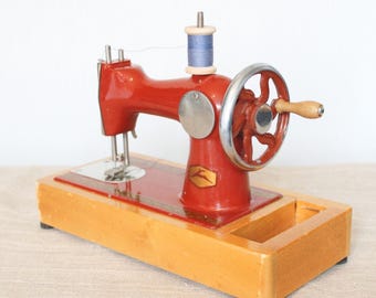 TOY SEWING MACHINE Vintage/ Sewing Machine for Children/ Russian Home Appliances/ Ussr