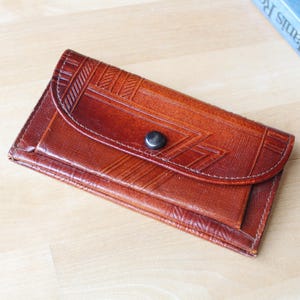 LEATHER WALLET Latvian Vintage/ Wallet, Coin Purse with Pressed Ornamental Pattern/ Vintage Leather Accessory/ Latvia