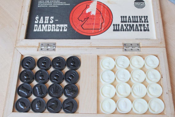 CHESS & CHECKERS GAME Vintage/ Plastic Chess, Checkers in Wooden