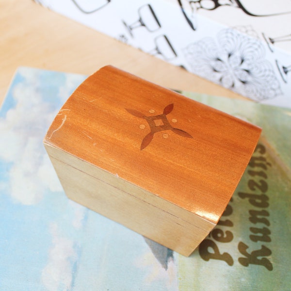 WOODEN BOX Latvian Vintage/ Small Wooden Jewelry Box with Inlay Pattern/ Retro Home Accessory/ Latvia