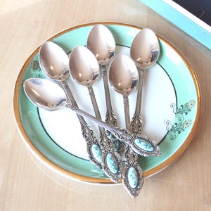 6 cuillères avec ÉMAIL vintage/ 6 cuillères à café à thé avec décoration émaillée/ Service de table rétro russe/ URSS