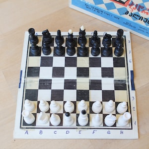 MINIATURE CHESS Vintage/ 32 Miniature Plastic Chess Figurines in Box/ Vintage Table Game/ Georgia