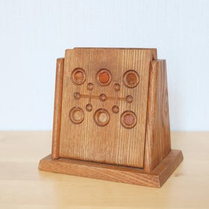 Scatola per sigarette vintage lettone/Scatola in legno per sigarette con motivo intagliato/Accessorio per la casa vintage/Lettonia