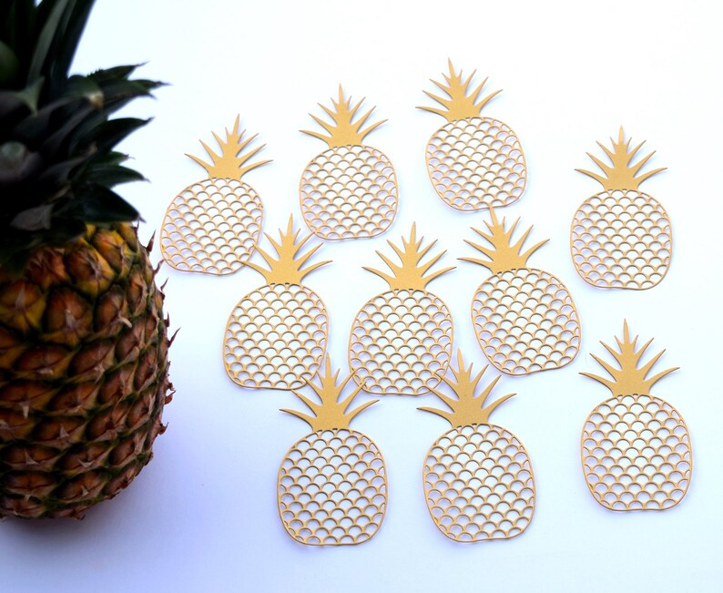 Free shipping! Pineapple Party Decor Luau Party Hawaiian party Pineapple Garland Gold Pineapple Decor,Pineapple wedding garland