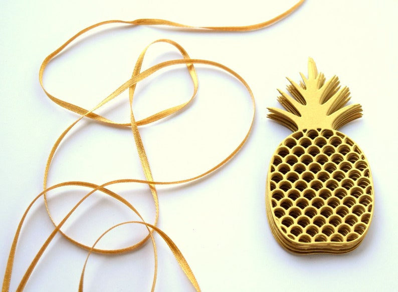 Free shipping! Pineapple Party Decor Luau Party Hawaiian party Pineapple Garland Gold Pineapple Decor,Pineapple wedding garland