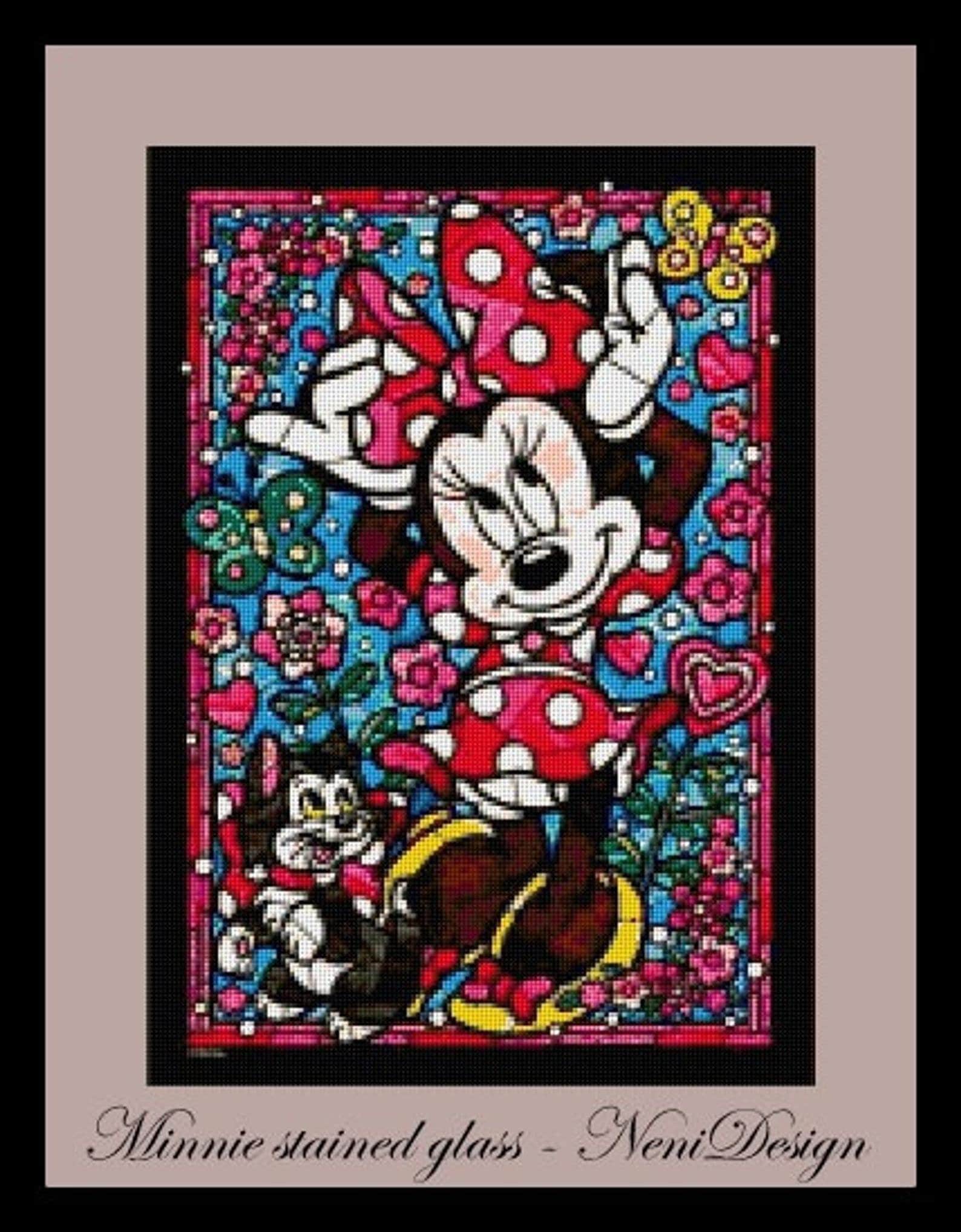 Disney Wine Glass - Personalizable Minnie Mouse Icon by Arri